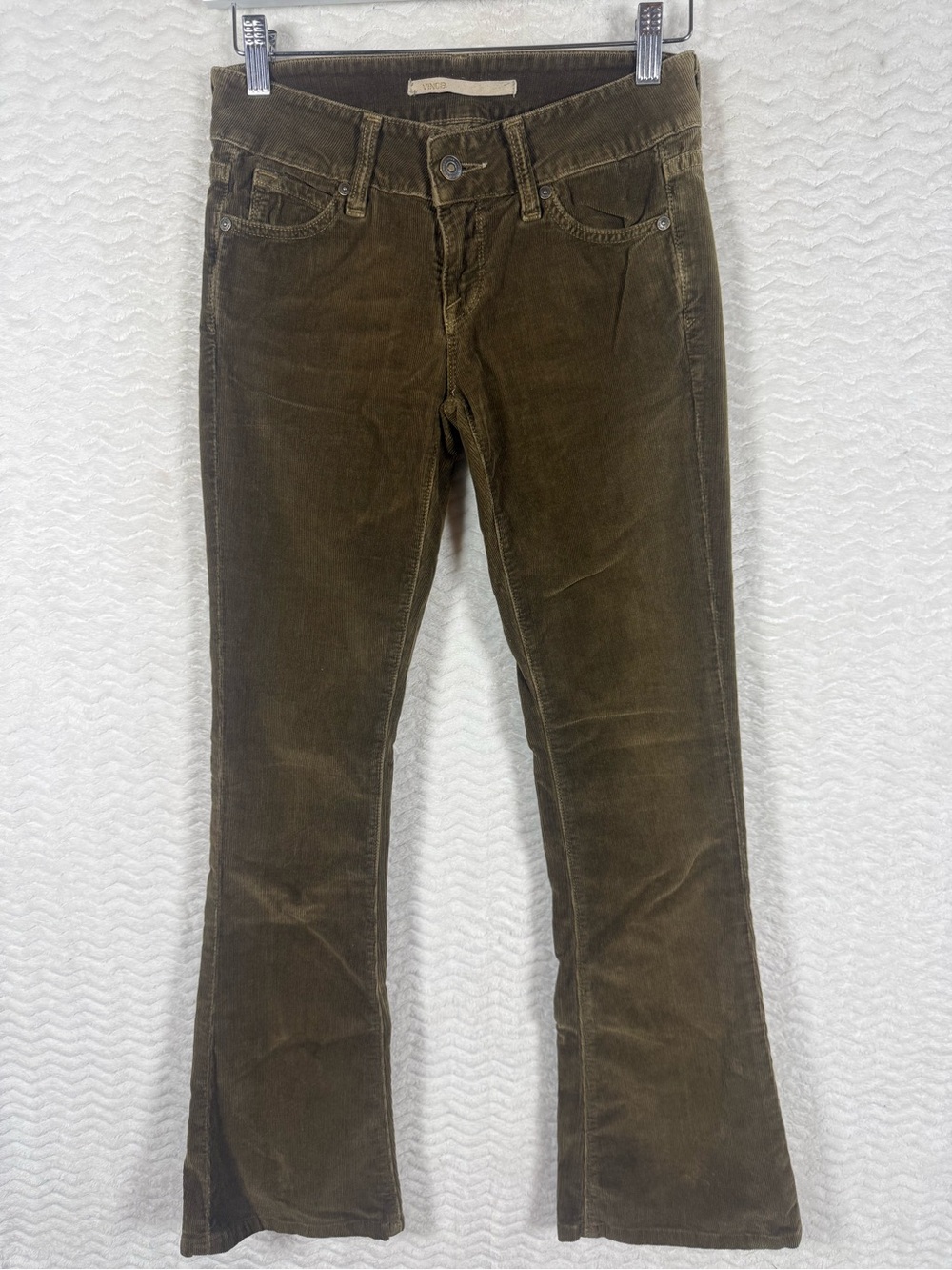 Vince Vintage Flared Low-Rice Women's Dark Camel Corduroy Jeans. Stunning 🤩